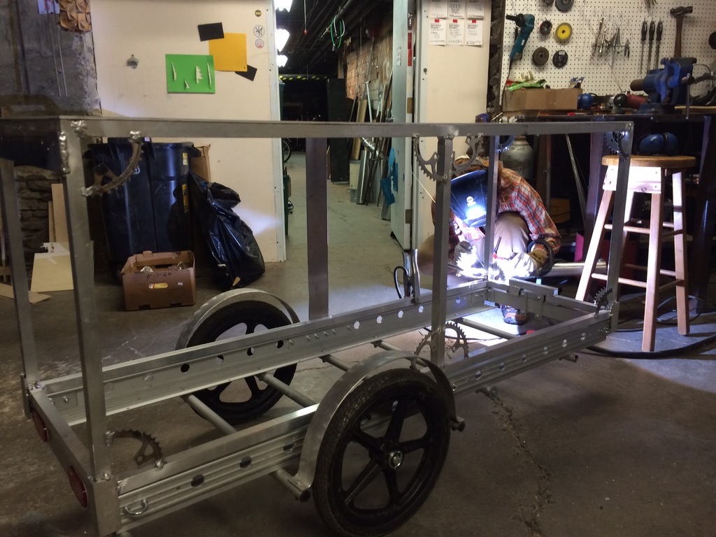 welding the 'bones' of the Bici-cocina cart